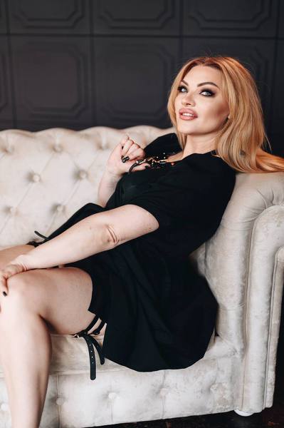 Enchanting Gaze: Irina, 47 y.o. from Nikopol, Ukraine — VeronikaLove