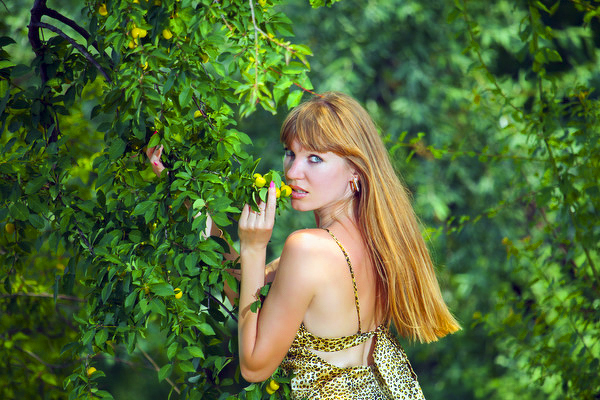 Graceful Anna, 40 y.o. from Kherson, Ukraine with Blonde hair — VeronikaLove