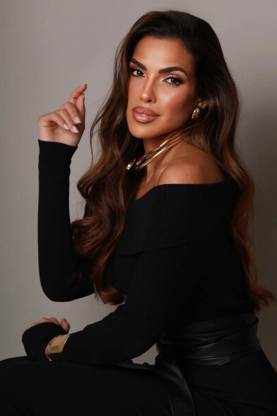 Radiant Beauty: Ana, 29 y.o. from California, United States — VeronikaLove