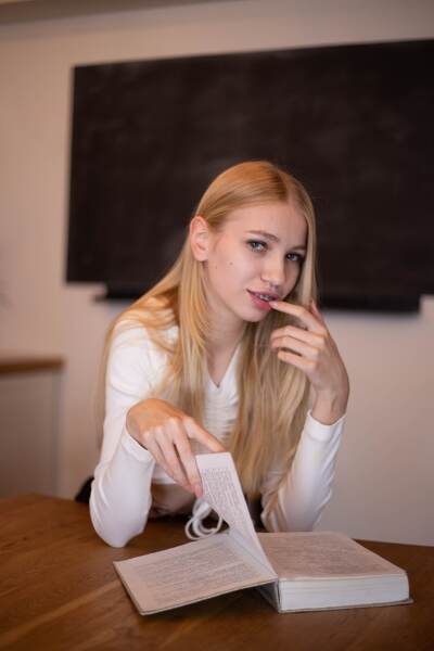 Timeless Elegance: Alina, 23 y.o. from Kyiv, Ukraine — VeronikaLove