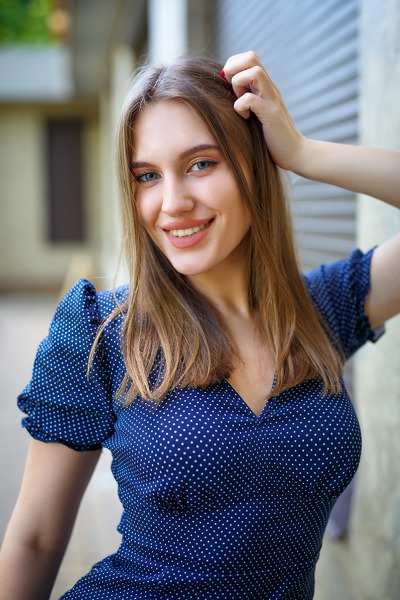 Charming Olga, 21 y.o. from Zaporizhzhia, Ukraine with Light-brown hair — VeronikaLove