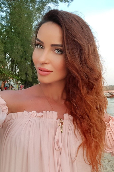 Divine Radiance: Eleonora, 41 y.o. from Dnipro, Ukraine — VeronikaLove