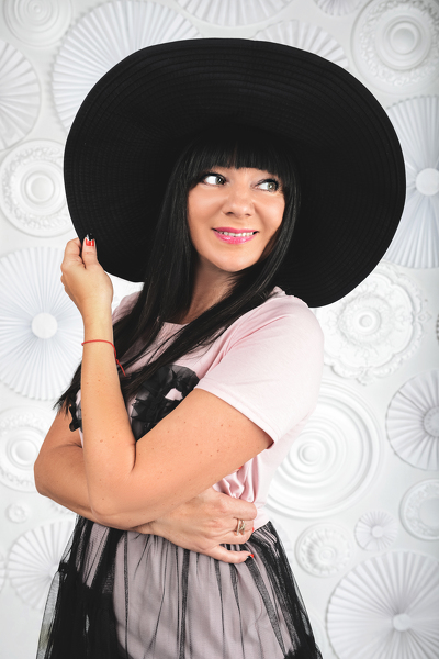 Dazzling Charm: Viktoriya, 52 y.o. from Kharkiv, Ukraine — VeronikaLove