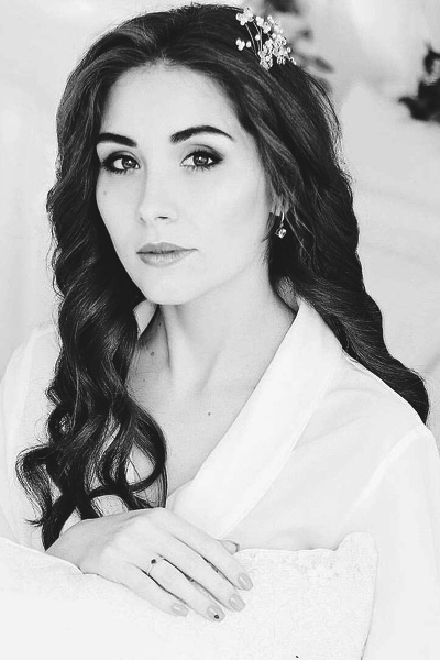 Magnetic Allure: Elena, 34 y.o. from Odesa, Ukraine — VeronikaLove