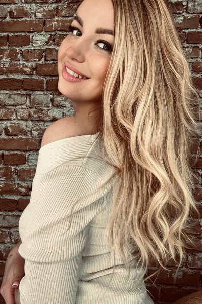 Captivating Beauty: Anna, 36 y.o. from Dnipro, Ukraine — VeronikaLove
