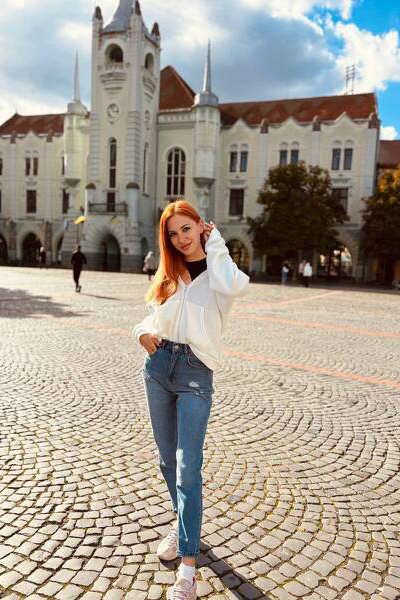 Mystical Presence: Arina, 25 y.o. from Bila Tserkva, Ukraine — VeronikaLove