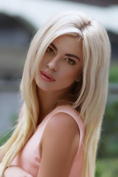 Dazzling Aura: Marina, 38 y.o. from Dnipro, Ukraine — VeronikaLove