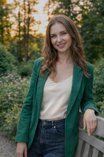 Magnetic Charm: Arina, 43 y.o. from Lviv, Ukraine — VeronikaLove