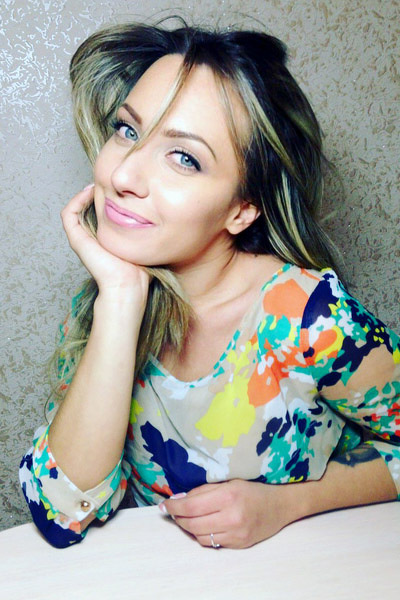 Enigmatic Charm: Alisa, 35 y.o. from Kyiv, Ukraine — VeronikaLove