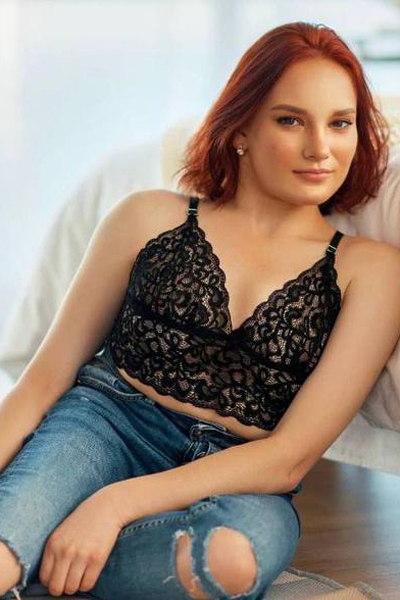 Radiant Anna, 23 y.o. from Odesa, Ukraine with Auburn/red hair — VeronikaLove