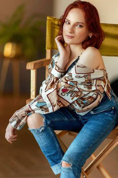 Radiant Anna, 23 y.o. from Odesa, Ukraine with Auburn/red hair — VeronikaLove