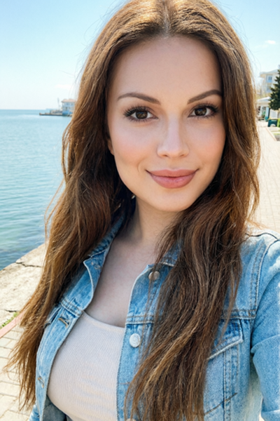 Ethereal Elegance: Viktoria, 42 y.o. from Kharkiv region, Ukraine — VeronikaLove