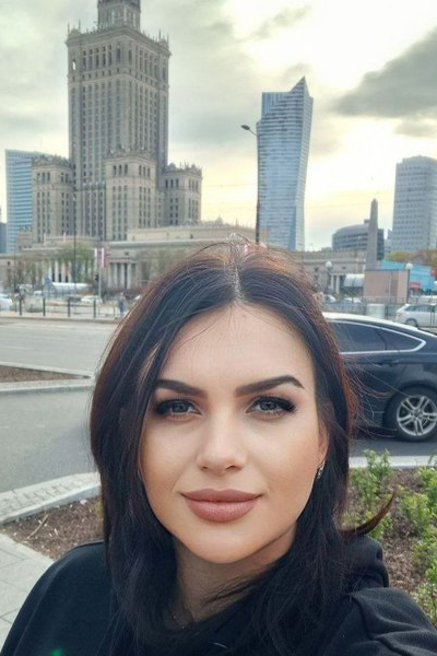 Magnetic Allure: Alla, 40 y.o. from Dnipro, Ukraine — VeronikaLove