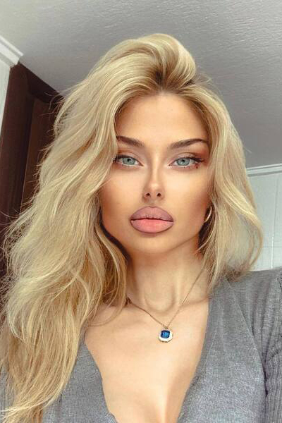 Enthralling Gaze: Kallitropia, 34 y.o. from No region, Greece — VeronikaLove
