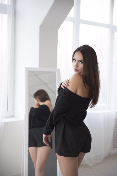 Graceful Presence: Angelina, 27 y.o. from Kharkiv, Ukraine — VeronikaLove