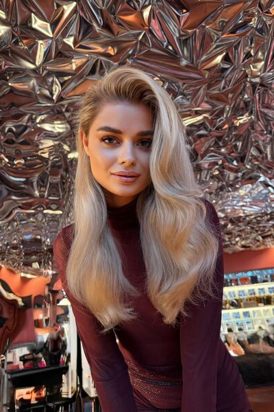 Vivacious Vision: Snizhana, 24 y.o. from Krakow, Poland — VeronikaLove