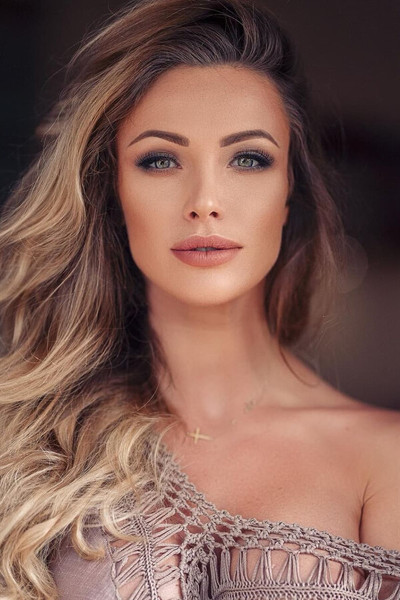 Radiant Charm: Karina Agnieszka, 33 y.o. from Lodz, Poland — VeronikaLove