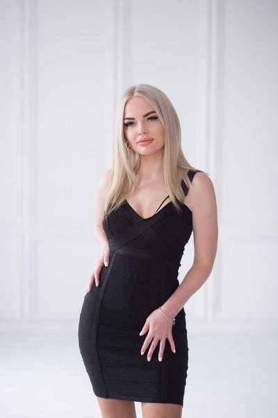 Serene Victoria, 30 y.o. from Kyiv, Ukraine with Blonde hair — VeronikaLove