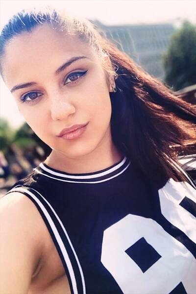 Enchanting Alena, 25 y.o. from Wroclaw, Poland with Brown hair — VeronikaLove