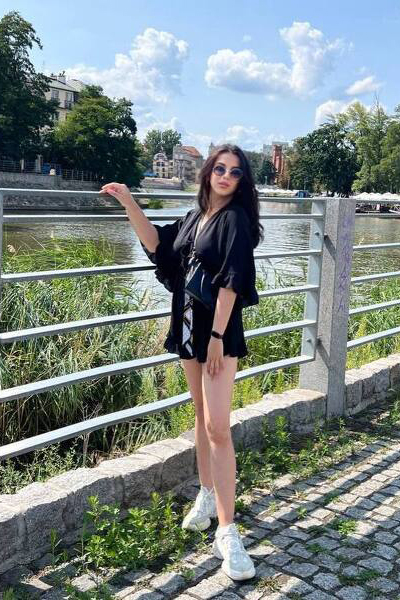 Enchanting Alena, 25 y.o. from Kherson, Ukraine with Brown hair — VeronikaLove