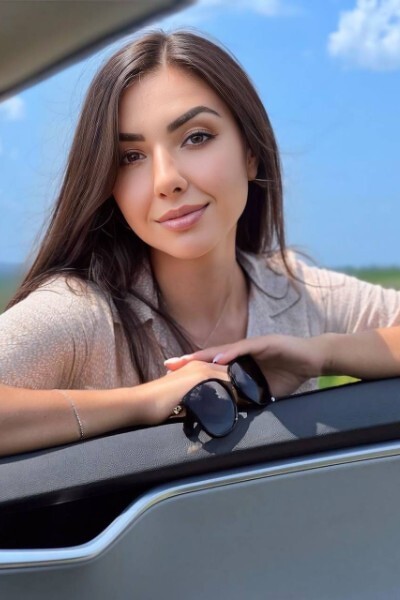 Graceful Allure: Katerina, 30 y.o. from Khmelnytskyi, Ukraine — VeronikaLove