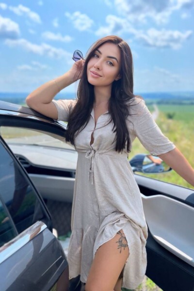 Graceful Allure: Katerina, 30 y.o. from Khmelnytskyi, Ukraine — VeronikaLove