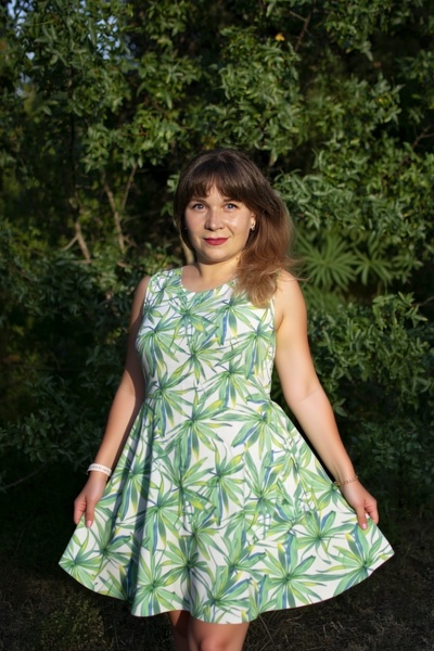 Whimsical Ana, 34 y.o. from Dnipro, Ukraine with Light-brown hair — VeronikaLove