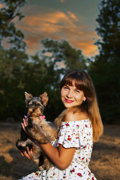 Whimsical Ana, 33 y.o. from Dnipro, Ukraine with Light-brown hair — VeronikaLove