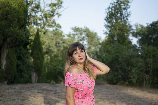 Whimsical Ana, 34 y.o. from Dnipro, Ukraine with Light-brown hair — VeronikaLove
