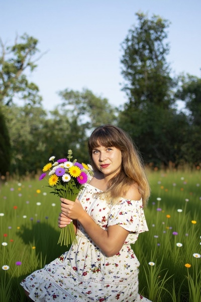 Whimsical Ana, 34 y.o. from Dnipro, Ukraine with Light-brown hair — VeronikaLove
