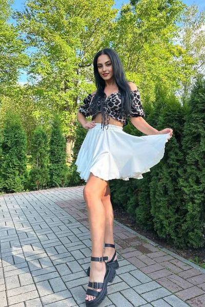 Enthralling Gaze: Marina, 36 y.o. from Kryvyi Rih, Ukraine — VeronikaLove
