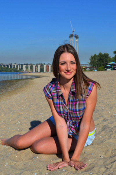 Lovely Ekaterina, 33 y.o. from Zaporizhzhia, Ukraine with Brown hair — VeronikaLove