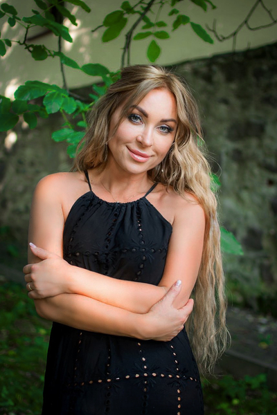 Graceful Olga, 46 y.o. from Berlin, Germany with Blonde hair — VeronikaLove