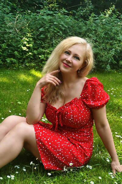 Enthralling Mystery: Elena, 42 y.o. from Kherson, Ukraine — VeronikaLove