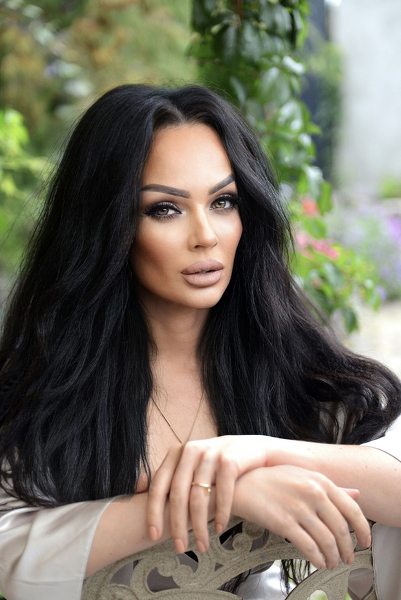 Radiant Allure: Ekaterina, 44 y.o. from Kharkiv, Ukraine — VeronikaLove