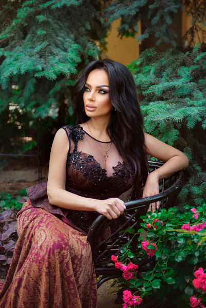 Radiant Allure: Ekaterina, 43 y.o. from Kharkiv, Ukraine — VeronikaLove