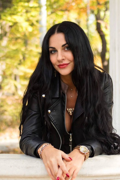 Captivating Elegance: Irina, 37 y.o. from Vinnytsia, Ukraine — VeronikaLove