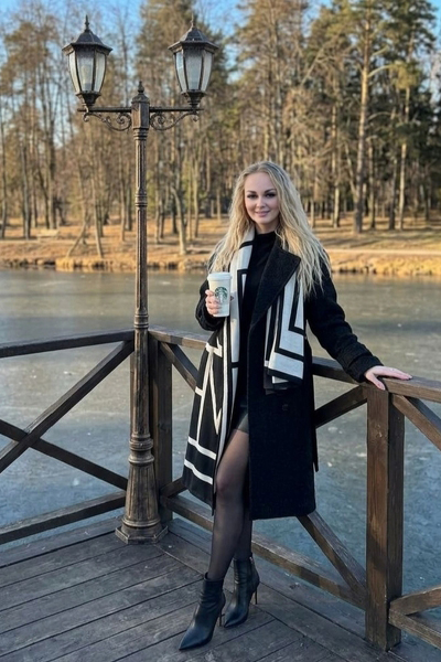 Magnetic Charm: Irina, 46 y.o. from Chernivtsi, Ukraine — VeronikaLove