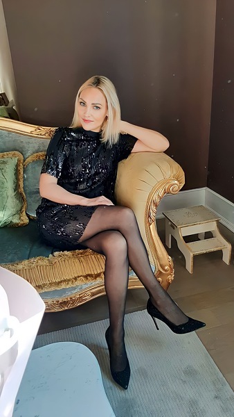 Graceful Allure: Olga, 45 y.o. from Sumy, Ukraine — VeronikaLove