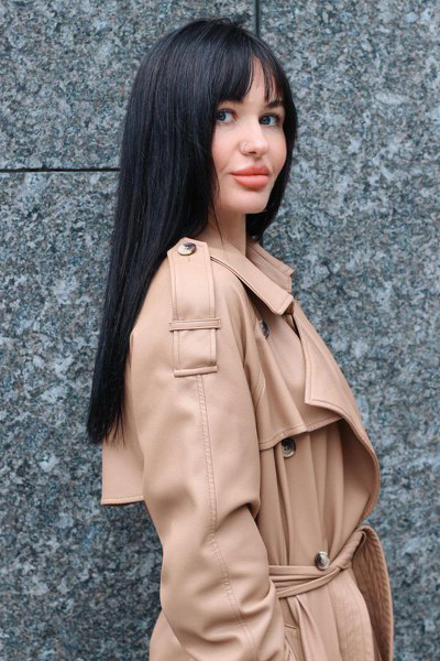 Lovely Emiliya, 33 y.o. from Kyiv, Ukraine with Brown hair — VeronikaLove