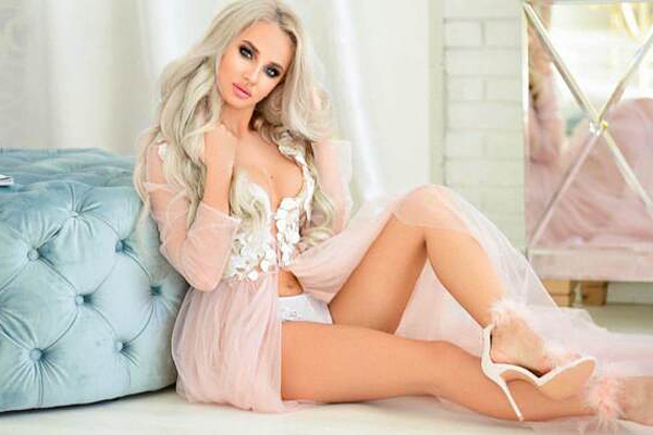 Enigmatic Beauty: Anastasia, 25 y.o. from Kharkiv, Ukraine — VeronikaLove