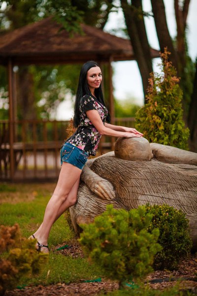 Mystical Allure: Irina, 33 y.o. from Cherkasy, Ukraine — VeronikaLove