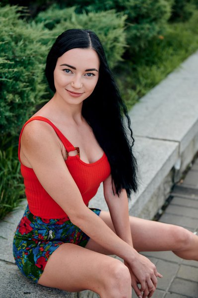 Mystical Allure: Irina, 33 y.o. from Cherkasy, Ukraine — VeronikaLove