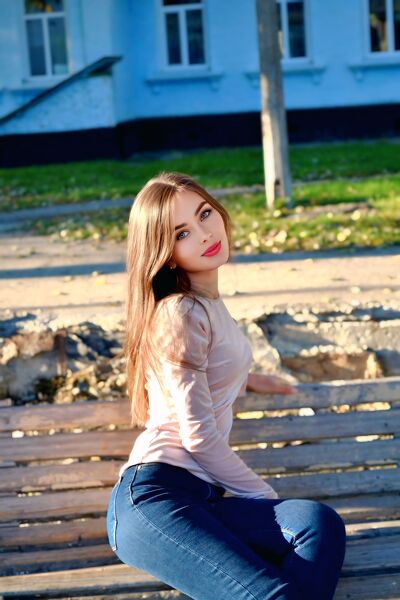 Timeless Grace: Oksana, 34 y.o. from Bila Tserkva, Ukraine — VeronikaLove