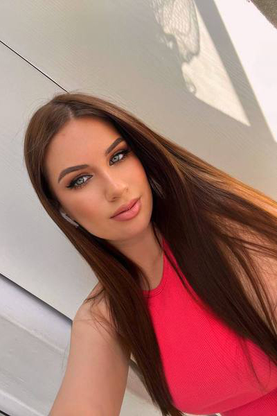 Dazzling Aura: Yulia, 22 y.o. from Kherson, Ukraine — VeronikaLove