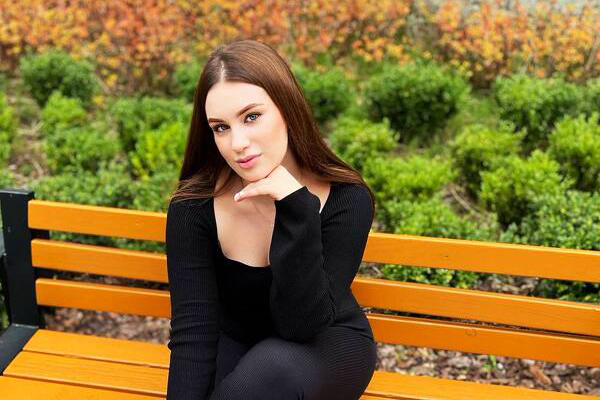 Dazzling Aura: Yulia, 22 y.o. from Kherson, Ukraine — VeronikaLove