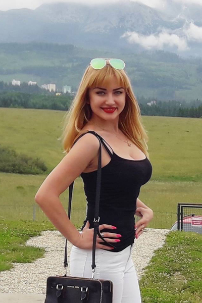 Enigmatic Elina, 35 y.o. from Zakarpattia region, Ukraine with Blonde hair — VeronikaLove