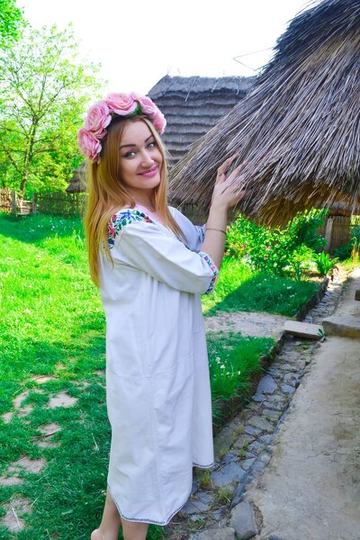 Enigmatic Elina, 34 y.o. from Zakarpattia region, Ukraine with Blonde hair — VeronikaLove