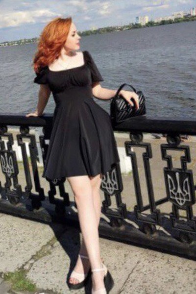 Captivating Natalia, 26 y.o. from Cherkasy, Ukraine with Red hair — VeronikaLove