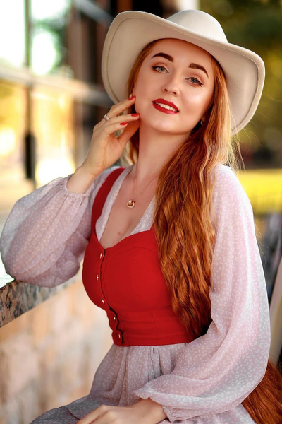 Enchanting Aura: Anna, 28 y.o. from Texas, United States — VeronikaLove